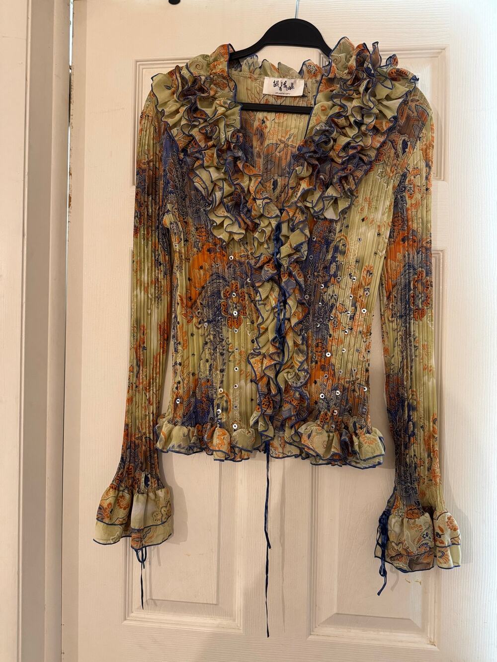 Talk of the Walk Pleated Ruffle Blouse XL Sequin Floral Bell Sleeve